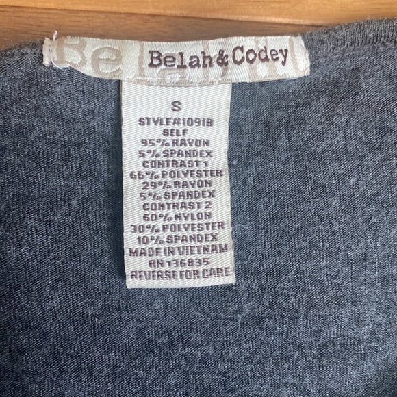 Gray lace striped blouse - Picture 2 of 3